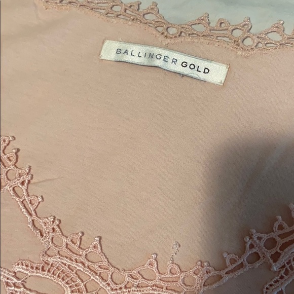 Vintage Lace Detail Top - Picture 4 of 5